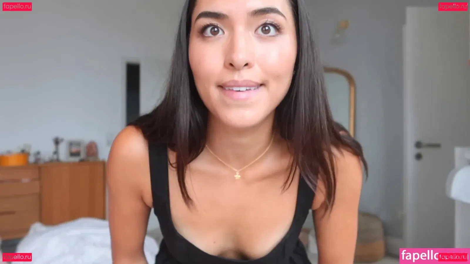 Shanti Tan Onlyfans Photo Gallery 