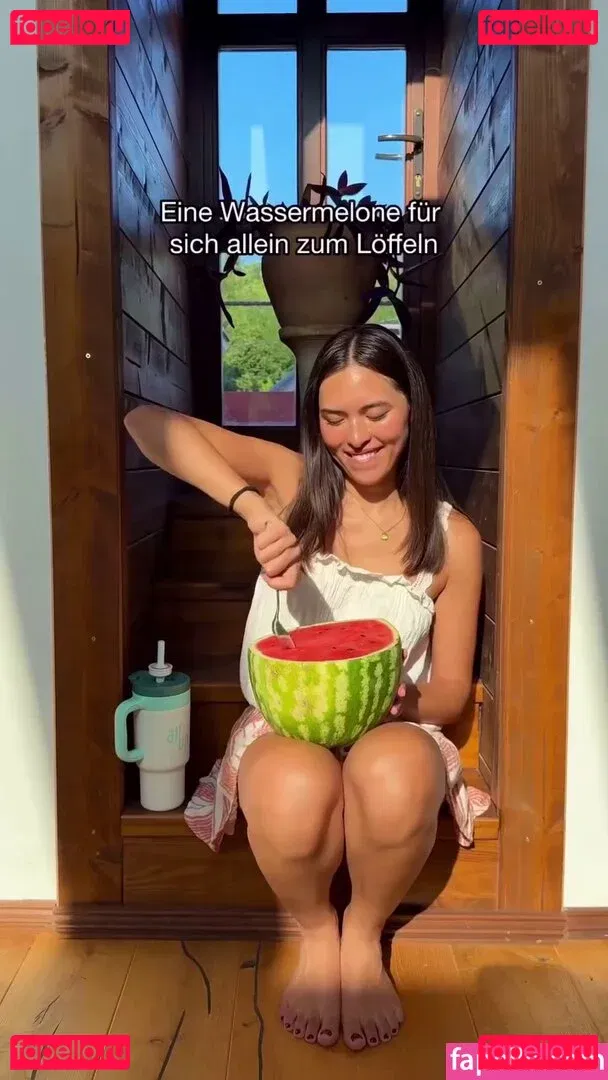 Shanti Tan Onlyfans Photo Gallery 