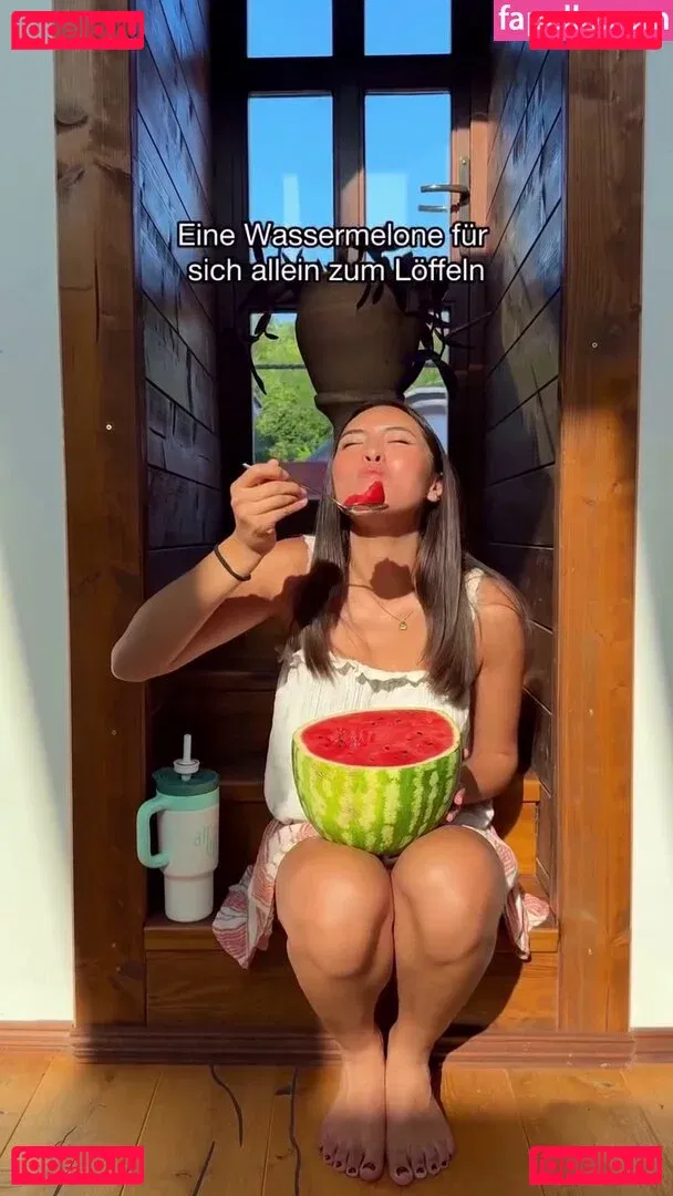 Shanti Tan Onlyfans Photo Gallery 