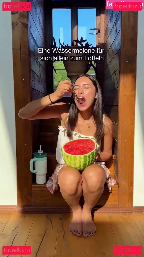 Shanti Tan Onlyfans Photo Gallery 