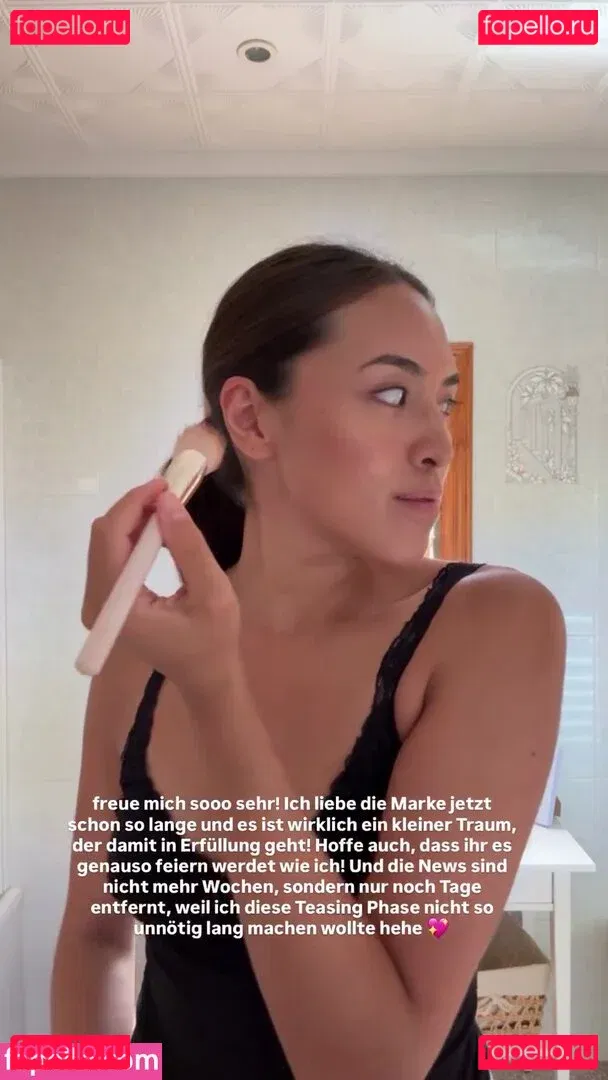 Shanti Tan Onlyfans Photo Gallery 