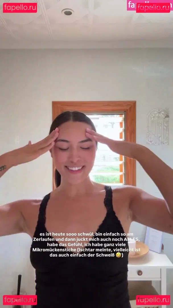 Shanti Tan Onlyfans Photo Gallery 