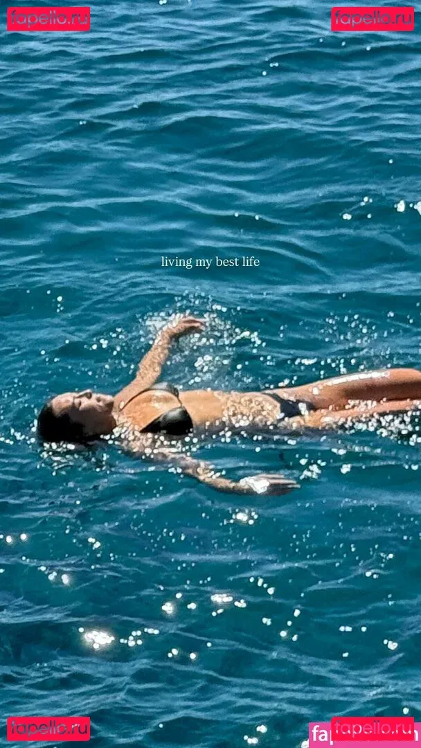 Shanti Tan Onlyfans Photo Gallery 