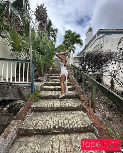 Corina Bunea Nude Onlyfans Photo 38