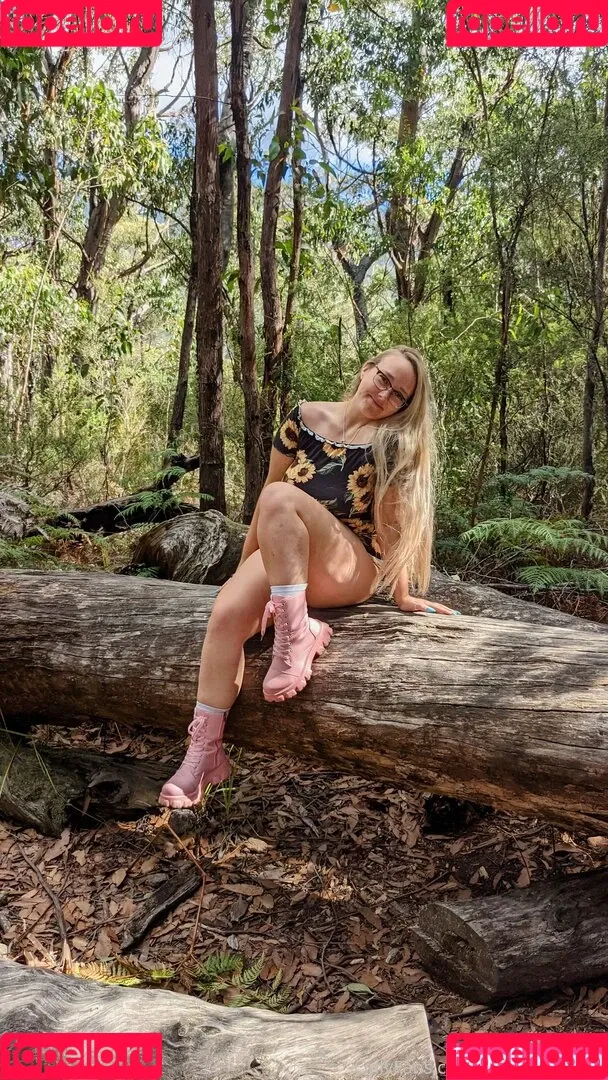 LovingLexieKent Onlyfans Photo Gallery 