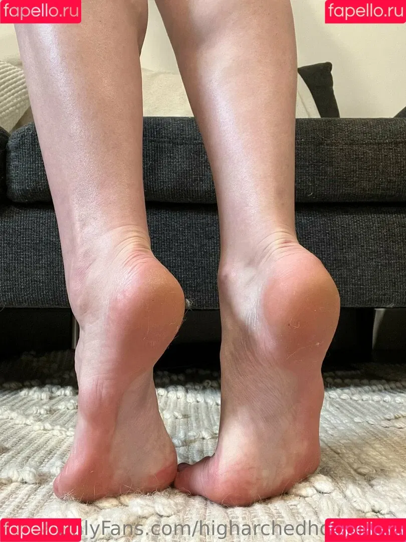 higharchedhoney444 Onlyfans Photo Gallery 