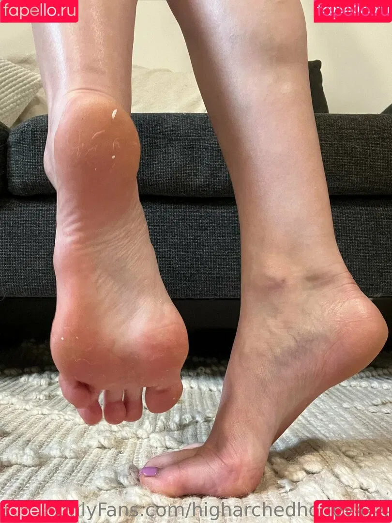 higharchedhoney444 Onlyfans Photo Gallery 
