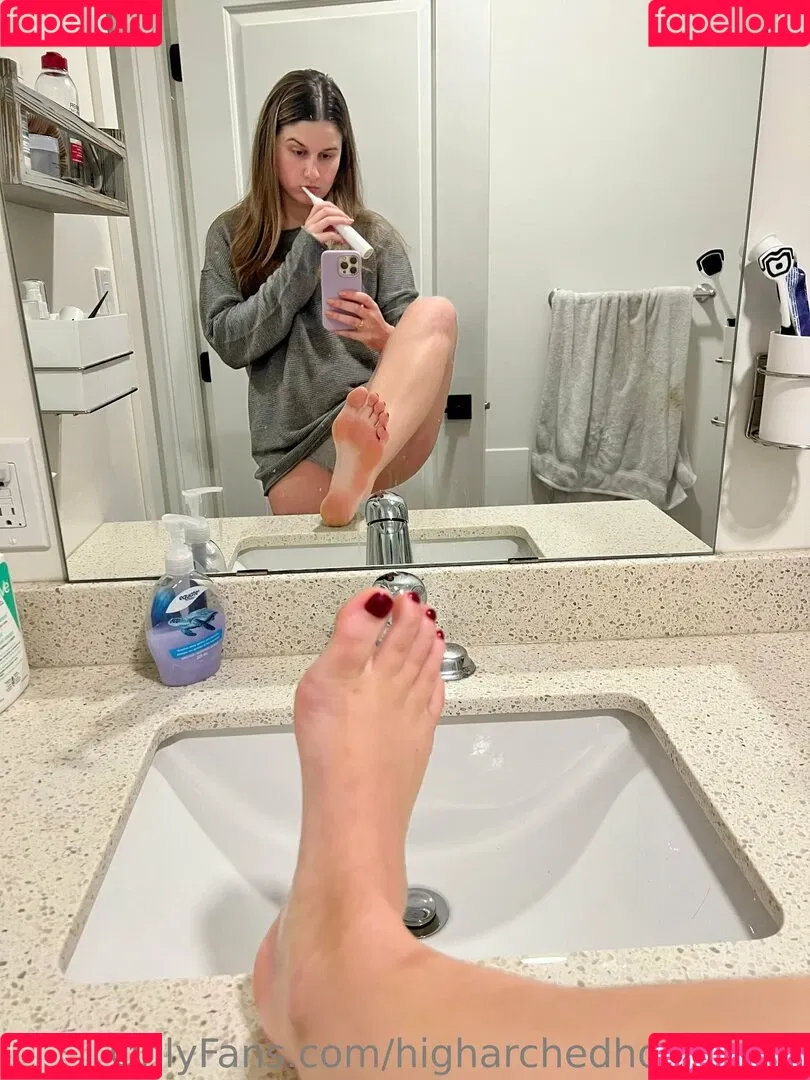 higharchedhoney444 Onlyfans Photo Gallery 