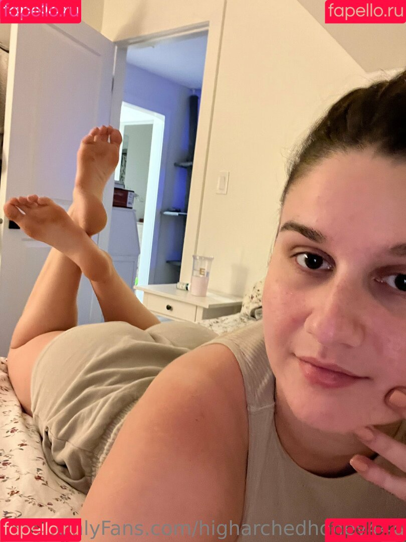 higharchedhoney444 Onlyfans Photo Gallery 