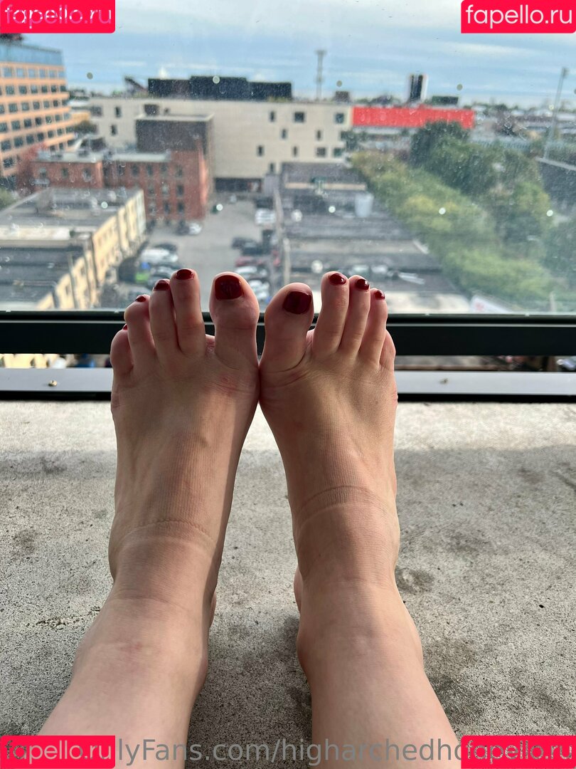 higharchedhoney444 Onlyfans Photo Gallery 