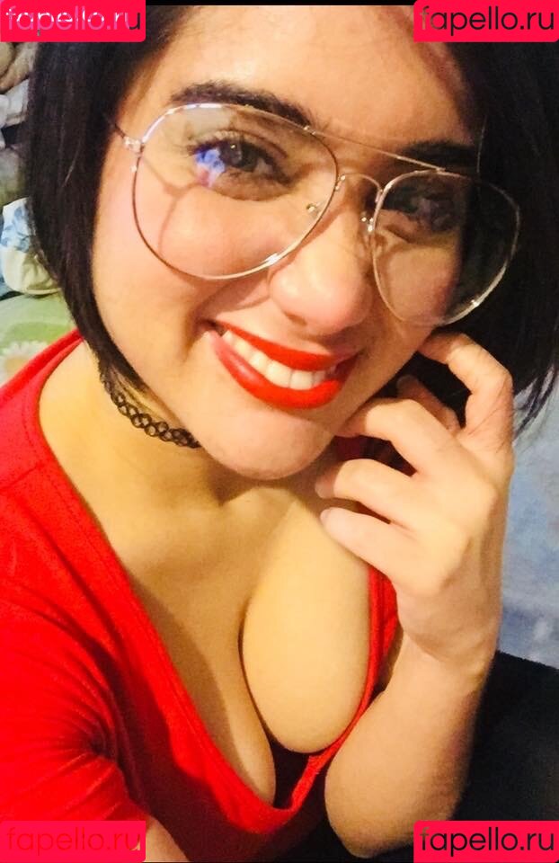 Red Velvet Doll Onlyfans Photo Gallery 