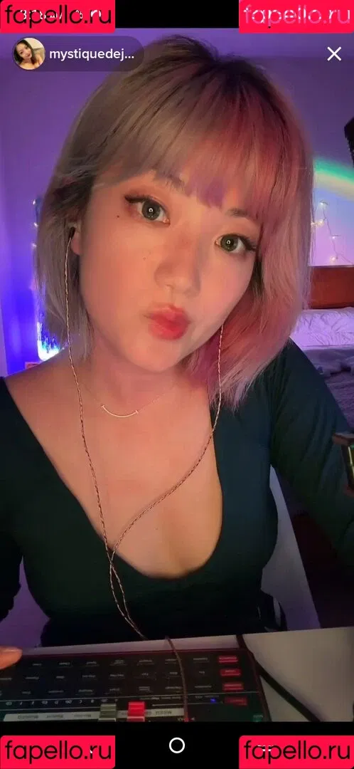 Mystiquede Onlyfans Photo Gallery 