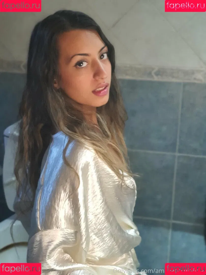 amayasornioficial Onlyfans Photo Gallery 