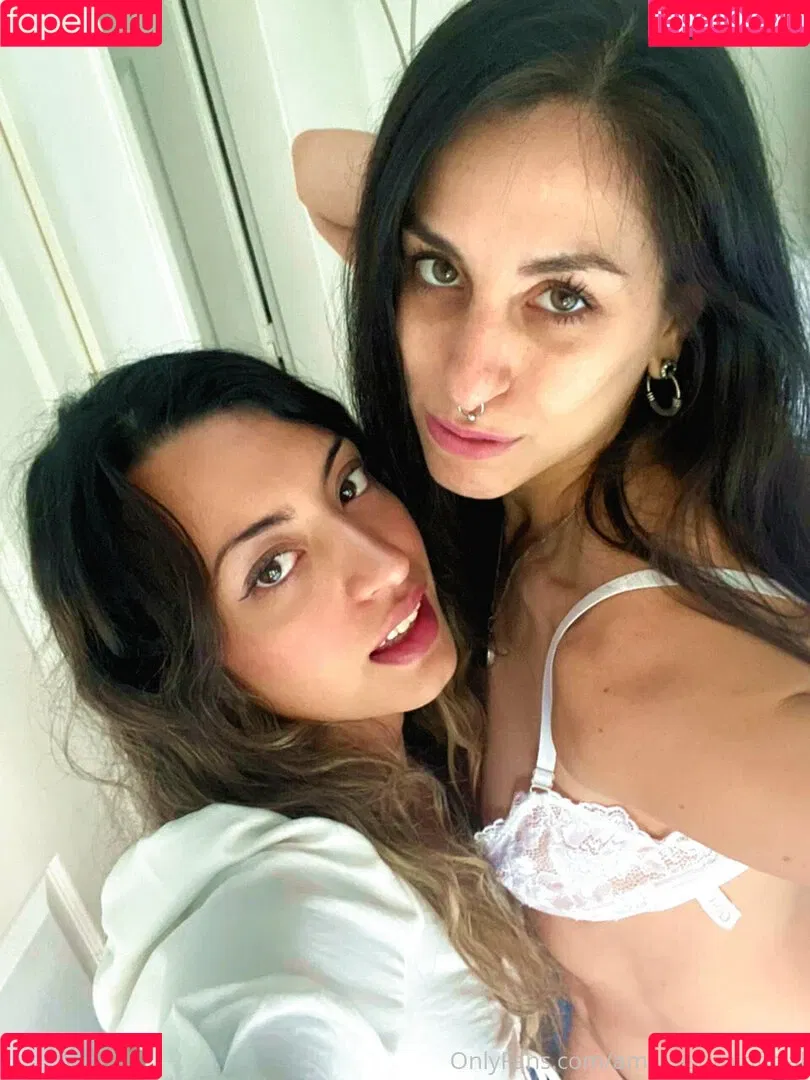 amayasornioficial Onlyfans Photo Gallery 