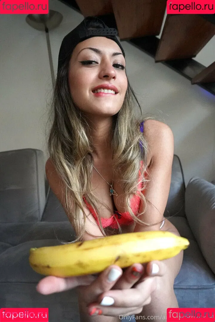 amayasornioficial Onlyfans Photo Gallery 