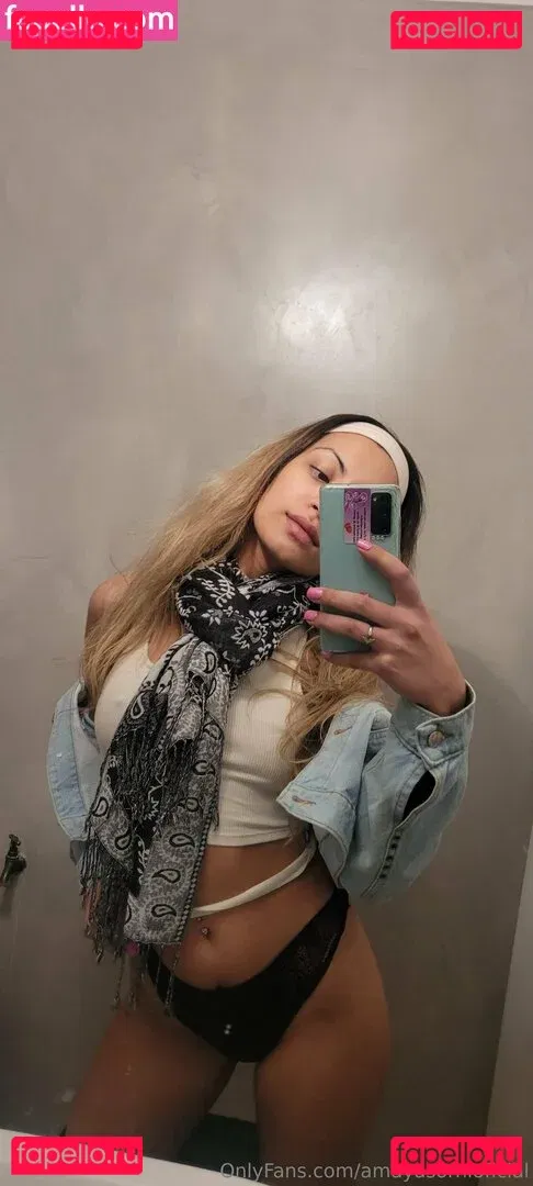 amayasornioficial Onlyfans Photo Gallery 