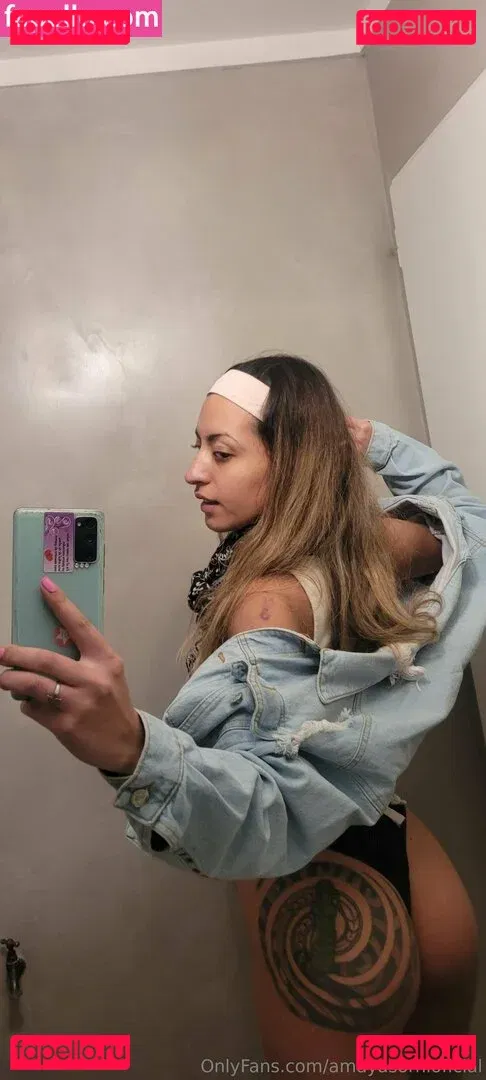 amayasornioficial Onlyfans Photo Gallery 