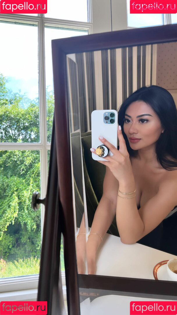 Cambodian Onlyfans Photo Gallery 