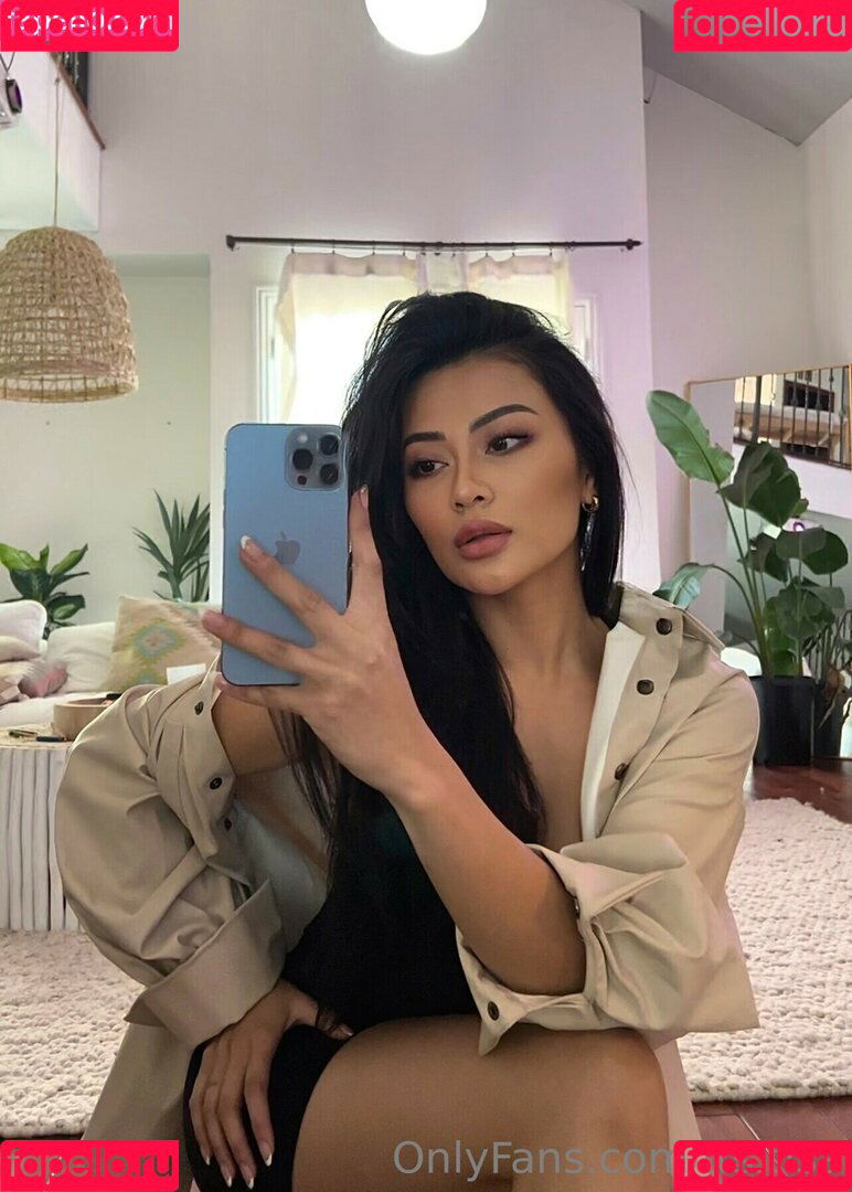 Cambodian Onlyfans Photo Gallery 