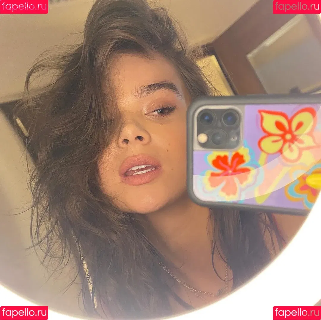 Hailee Steinfeld Onlyfans Photo Gallery 