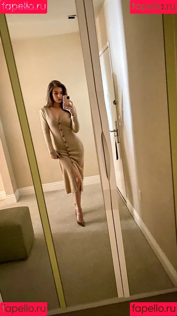 Hailee Steinfeld Onlyfans Photo Gallery 