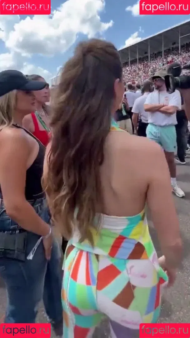 Hailee Steinfeld Onlyfans Photo Gallery 