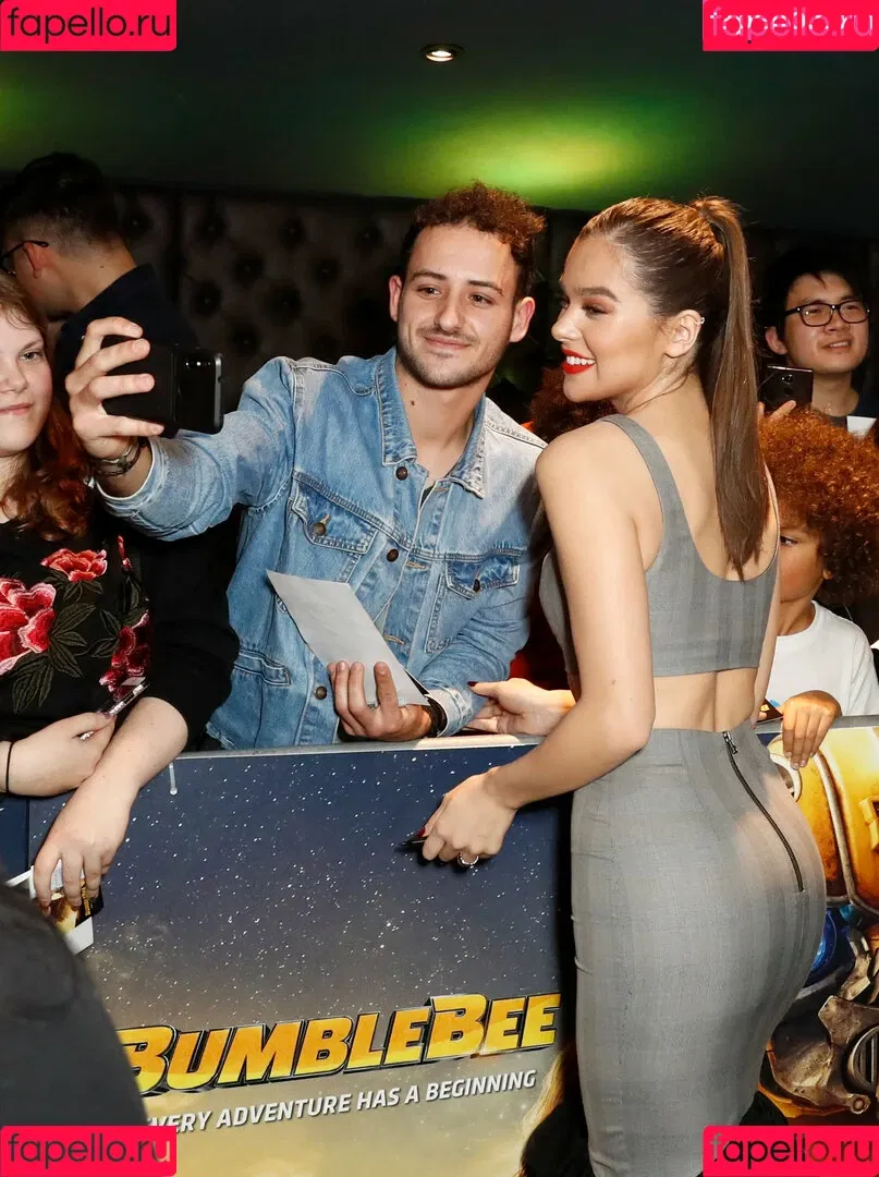 Hailee Steinfeld Onlyfans Photo Gallery 
