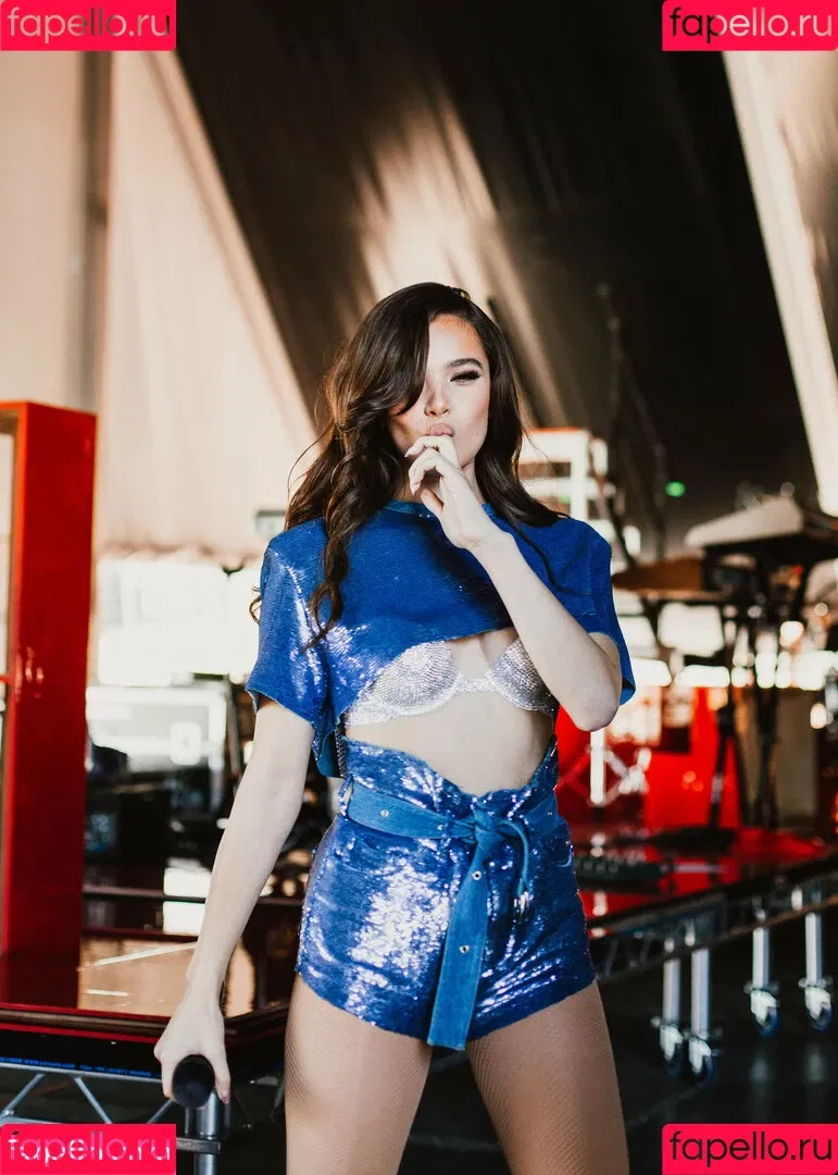 Hailee Steinfeld Onlyfans Photo Gallery 