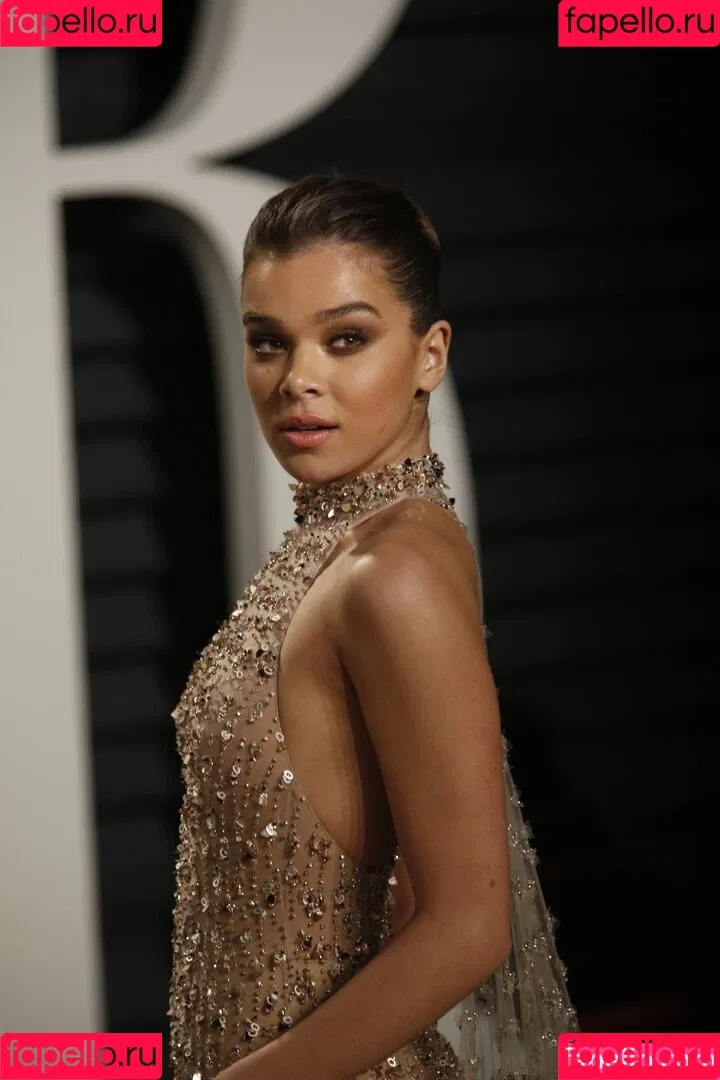 Hailee Steinfeld Onlyfans Photo Gallery 