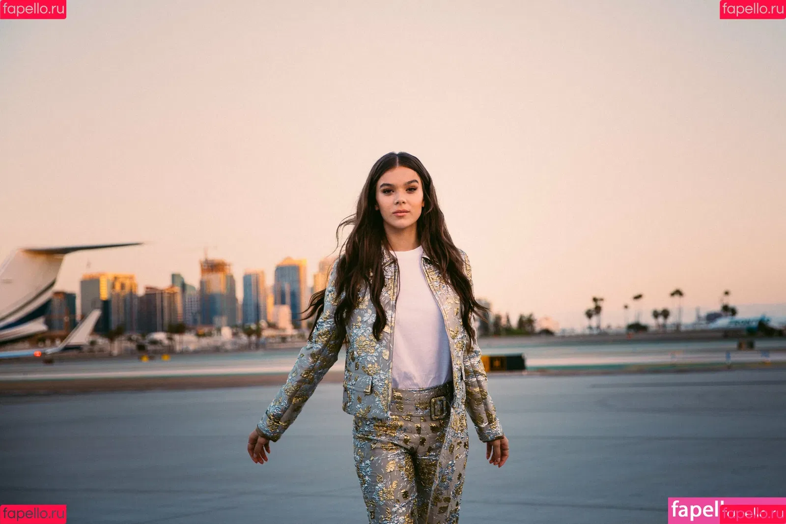 Hailee Steinfeld Onlyfans Photo Gallery 