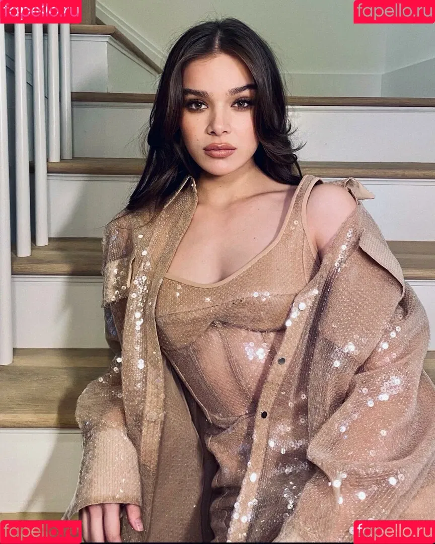 Hailee Steinfeld Onlyfans Photo Gallery 