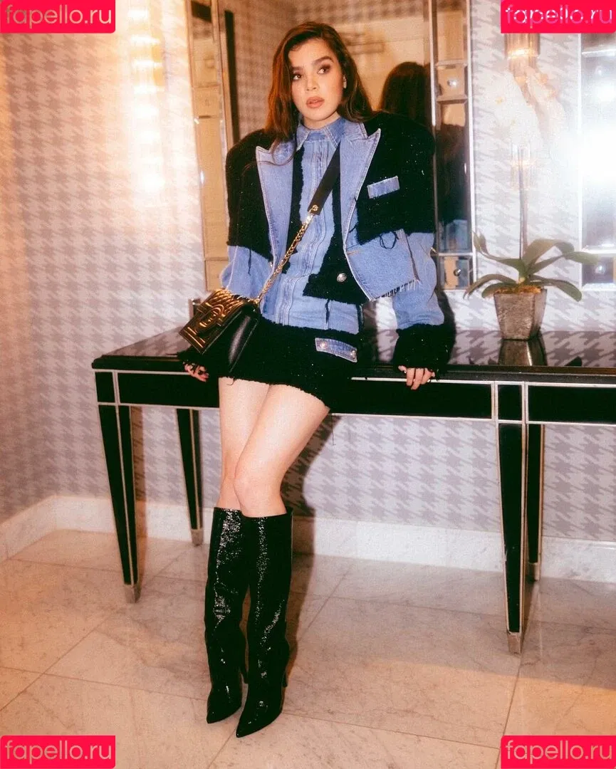 Hailee Steinfeld Onlyfans Photo Gallery 