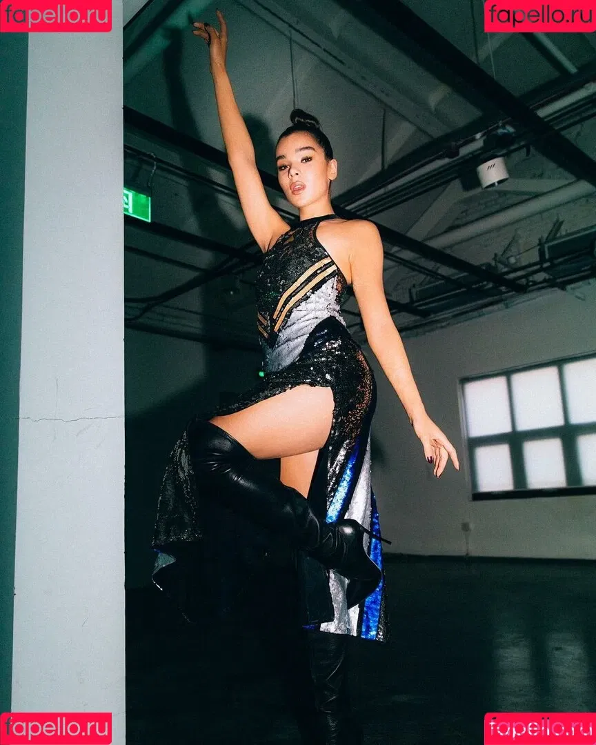 Hailee Steinfeld Onlyfans Photo Gallery 
