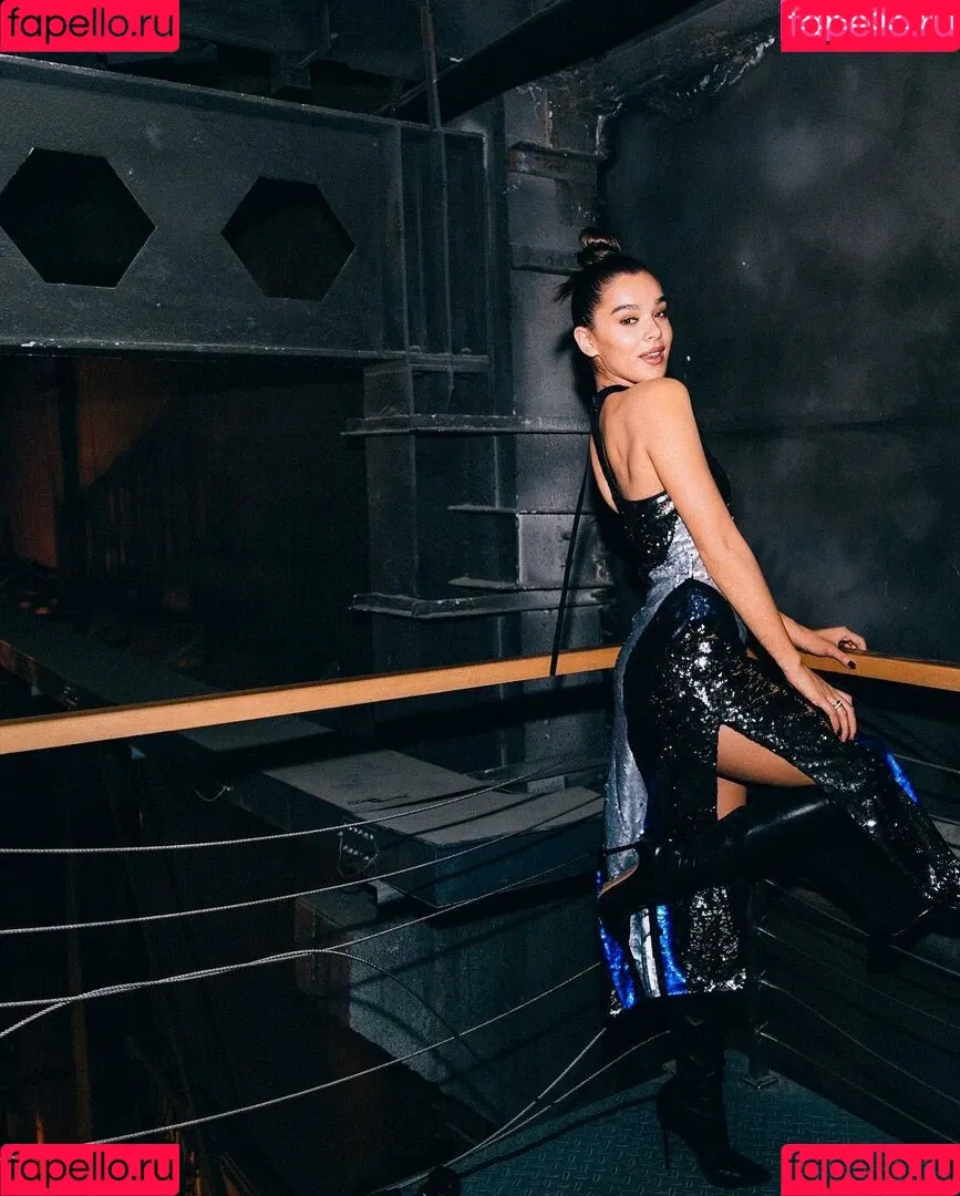 Hailee Steinfeld Onlyfans Photo Gallery 