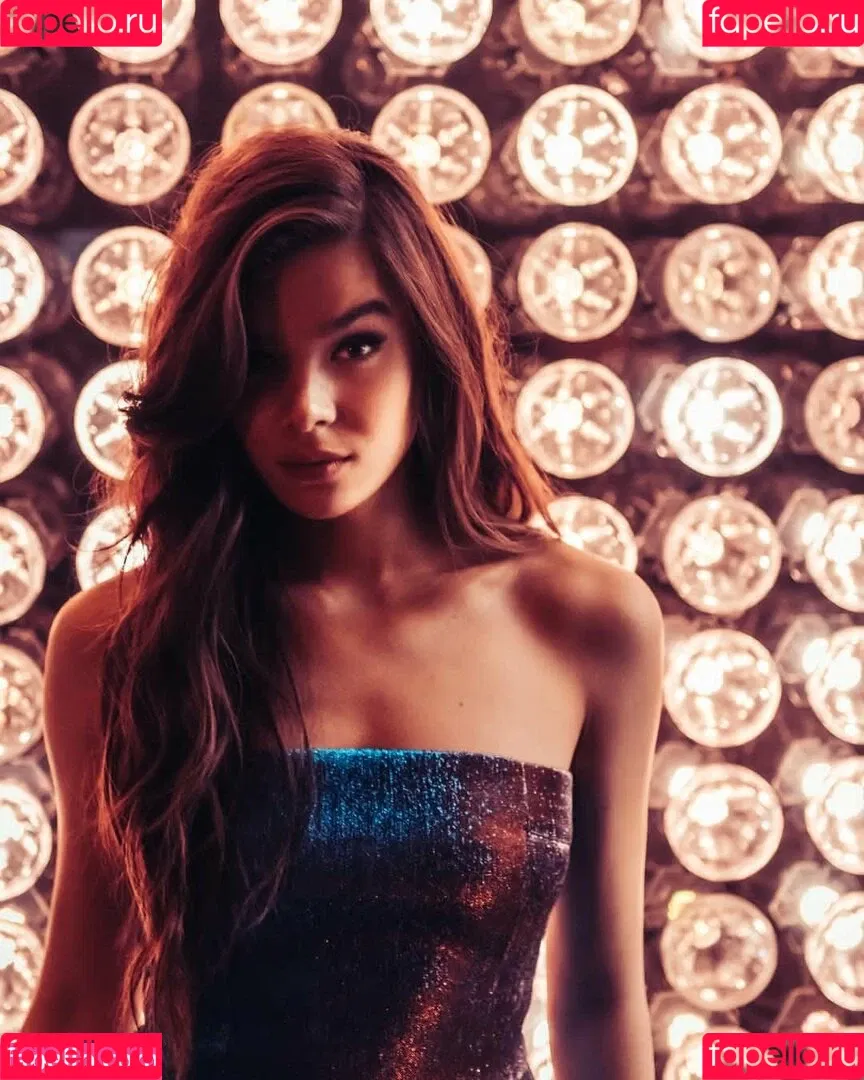 Hailee Steinfeld Onlyfans Photo Gallery 