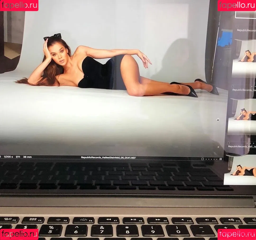 Hailee Steinfeld Onlyfans Photo Gallery 