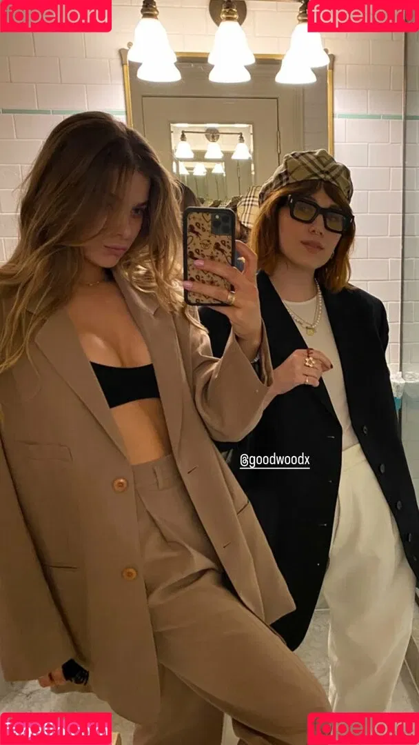 Hailee Steinfeld Onlyfans Photo Gallery 