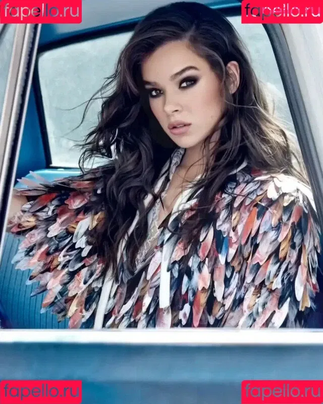Hailee Steinfeld Onlyfans Photo Gallery 