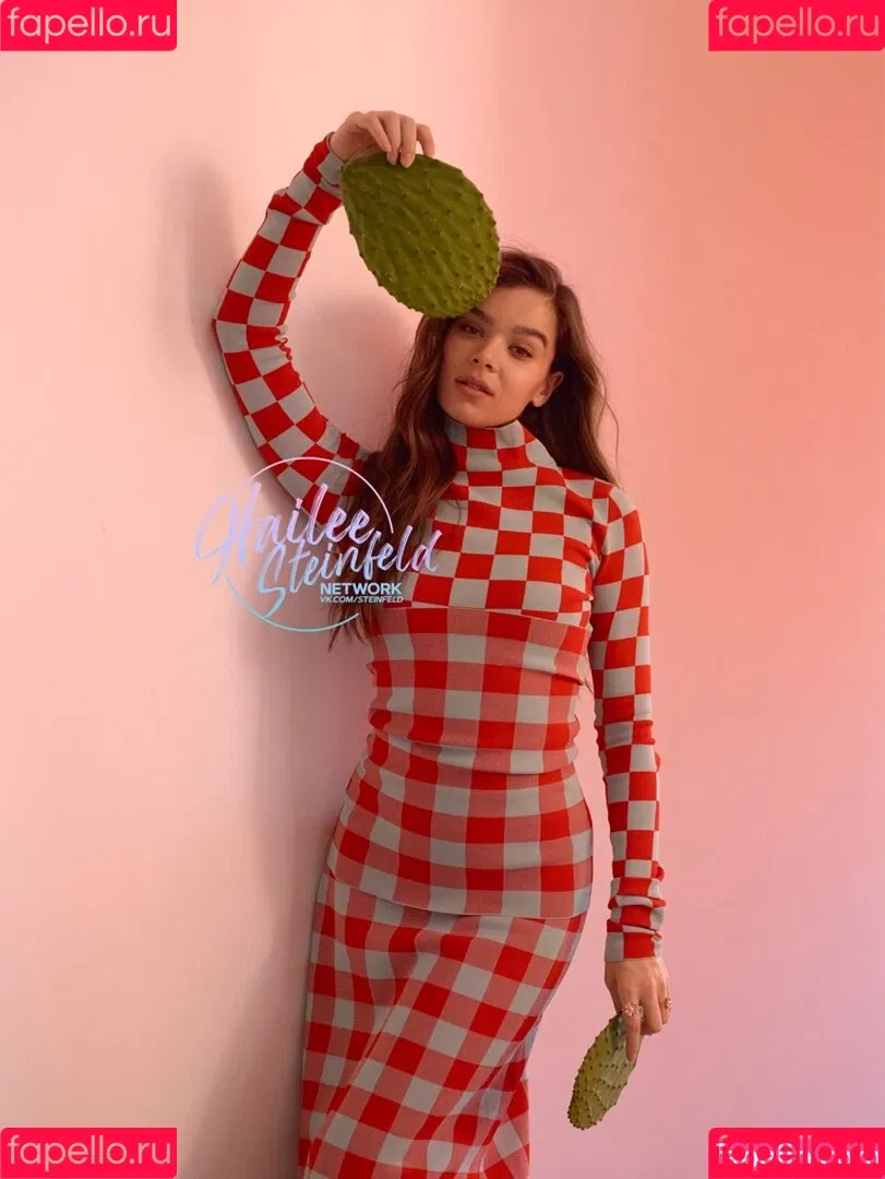 Hailee Steinfeld Onlyfans Photo Gallery 