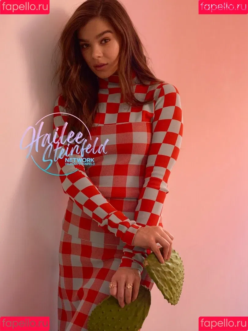 Hailee Steinfeld Onlyfans Photo Gallery 