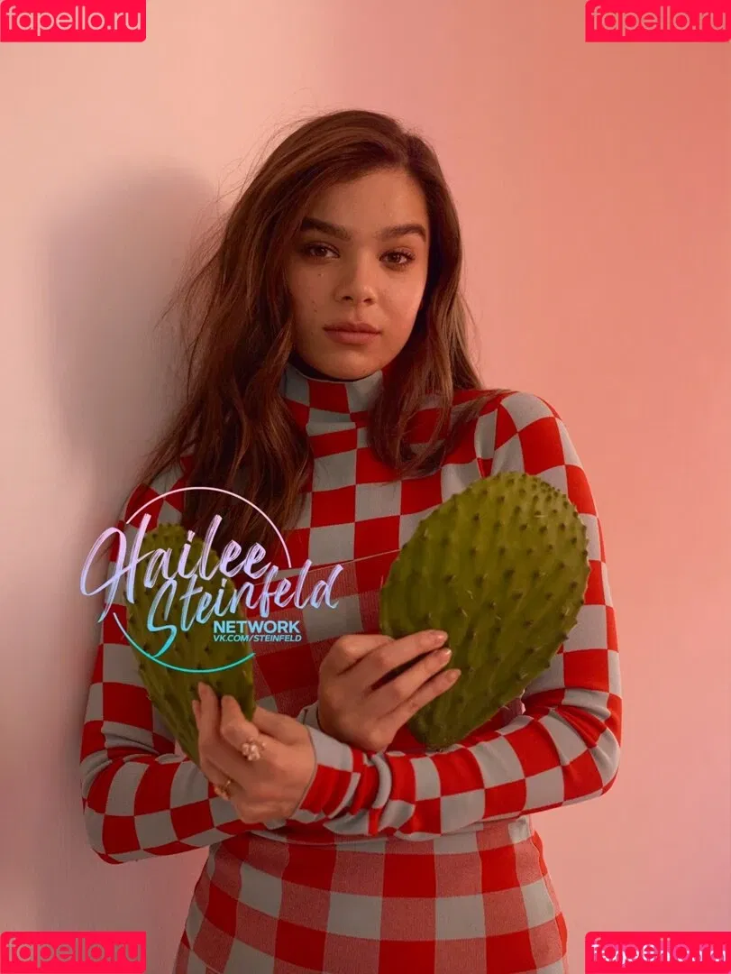 Hailee Steinfeld Onlyfans Photo Gallery 
