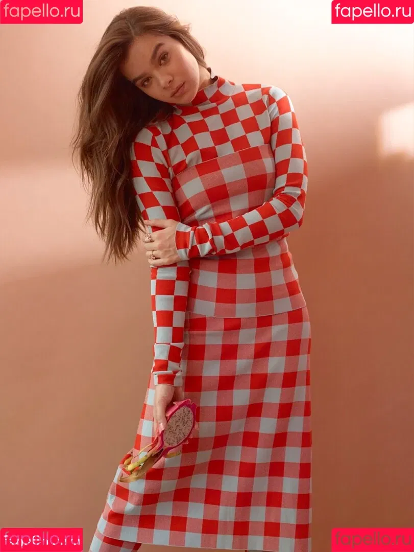 Hailee Steinfeld Onlyfans Photo Gallery 