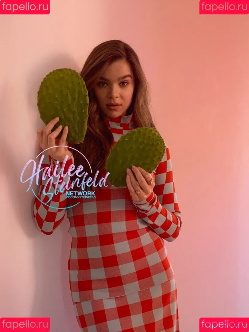Hailee Steinfeld Onlyfans Photo Gallery 