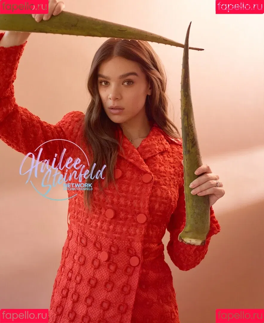 Hailee Steinfeld Onlyfans Photo Gallery 