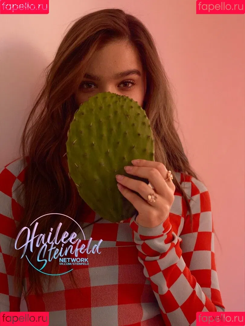 Hailee Steinfeld Onlyfans Photo Gallery 