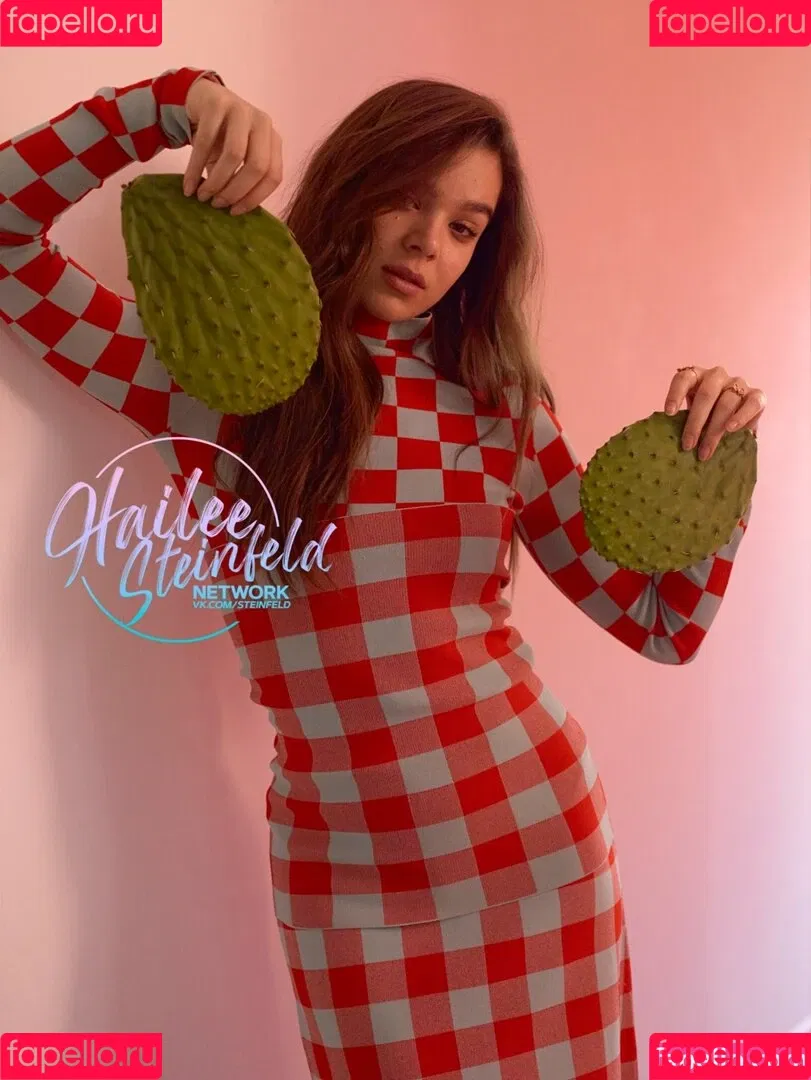 Hailee Steinfeld Onlyfans Photo Gallery 