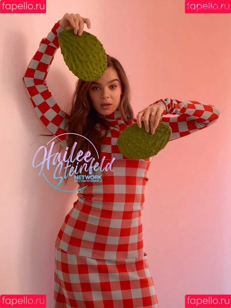 Hailee Steinfeld Onlyfans Photo Gallery 