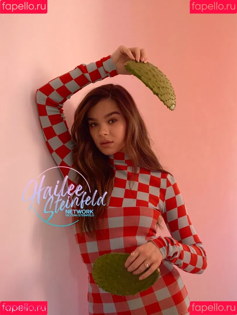 Hailee Steinfeld Onlyfans Photo Gallery 