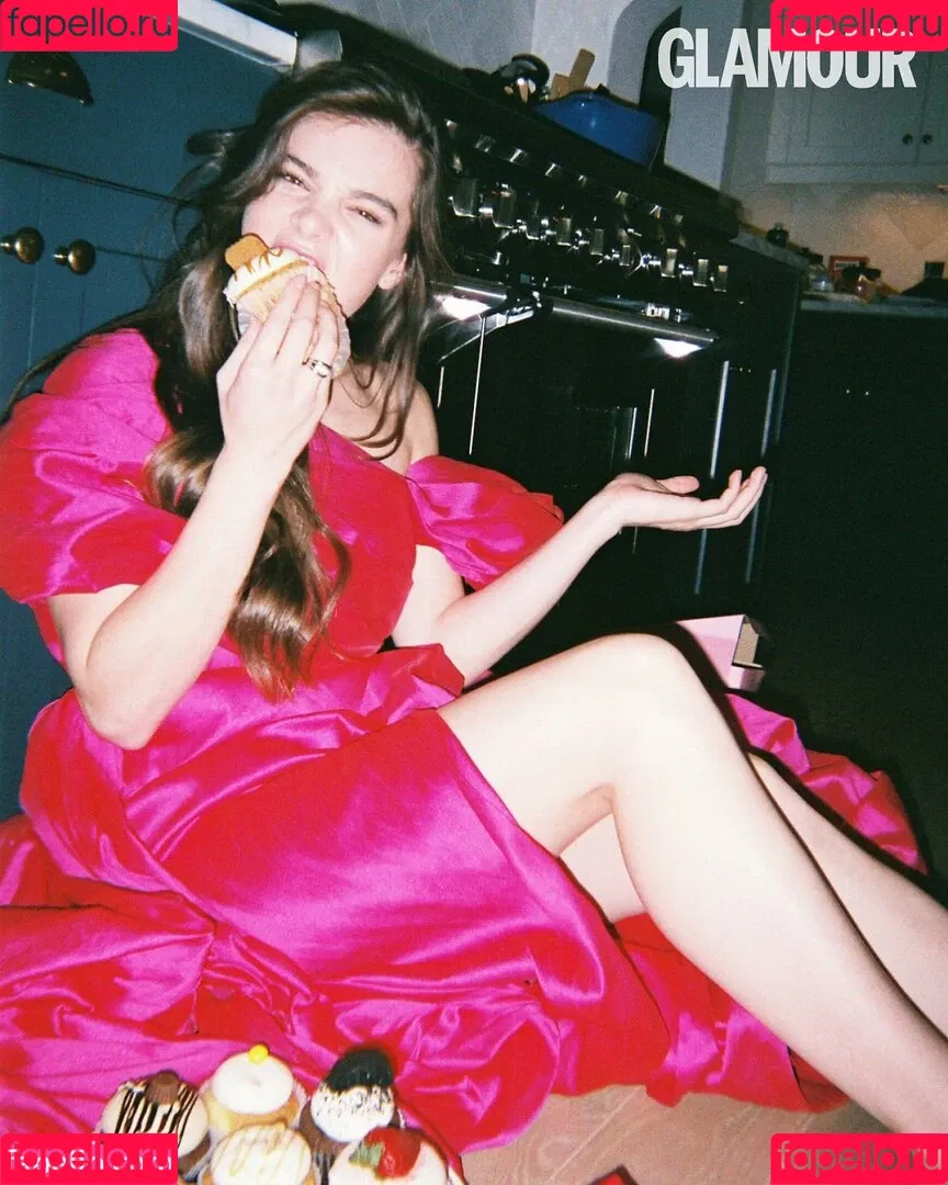 Hailee Steinfeld Onlyfans Photo Gallery 