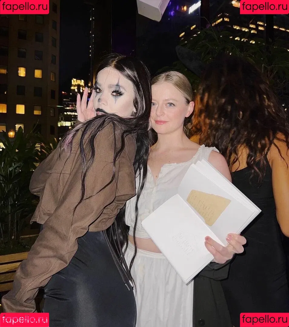 Hailee Steinfeld Onlyfans Photo Gallery 
